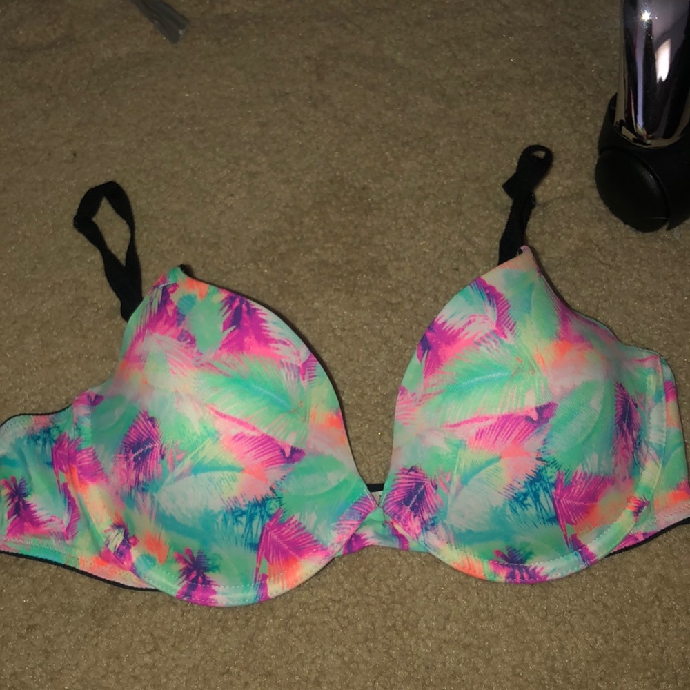 Vs pink bra